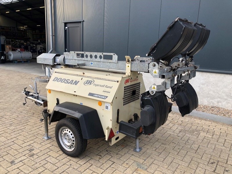 Ingersoll Rand Kubota LT6K 9 meter light tower generator - Πύργος φωτισμού: φωτογραφία 4 Ingersoll Rand Kubota LT6K 9 meter light tower generator - Πύργος φωτισμού: φωτογραφία 4