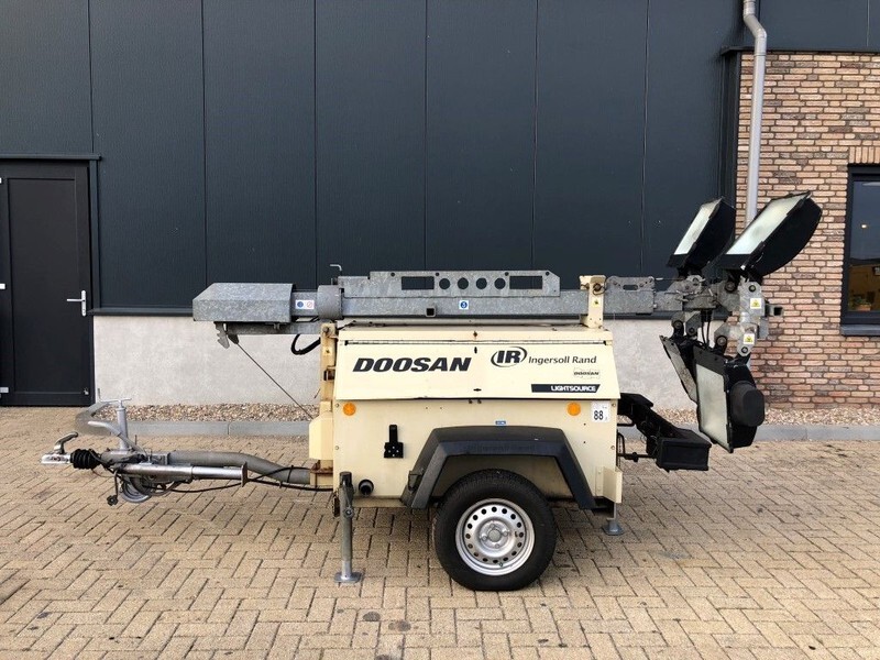 Ingersoll Rand Kubota LT6K 9 meter light tower generator - Πύργος φωτισμού: φωτογραφία 1 Ingersoll Rand Kubota LT6K 9 meter light tower generator - Πύργος φωτισμού: φωτογραφία 1