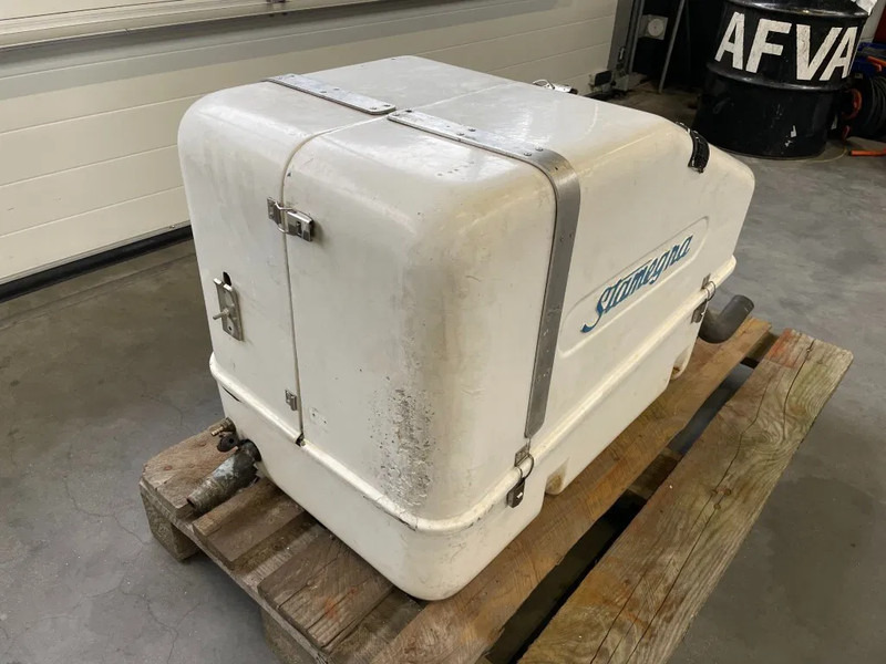 Kubota D600 - 8 kVA Marine generatorset - Βιομηχανική γεννήτρια: φωτογραφία 2 Kubota D600 - 8 kVA Marine generatorset - Βιομηχανική γεννήτρια: φωτογραφία 2