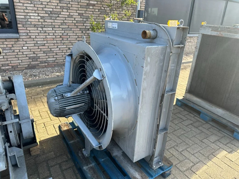 Βιομηχανική γεννήτρια MAN D 2858 MT AvK 250 kVA Noodstroom generatorset ex Emergency: φωτογραφία 14 Βιομηχανική γεννήτρια MAN D 2858 MT AvK 250 kVA Noodstroom generatorset ex Emergency: φωτογραφία 14