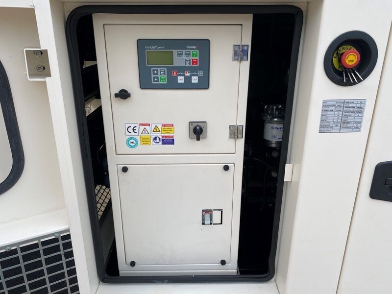 Perkins 22 kVA Supersilent generatorset New ! - Βιομηχανική γεννήτρια: φωτογραφία 3 Perkins 22 kVA Supersilent generatorset New ! - Βιομηχανική γεννήτρια: φωτογραφία 3