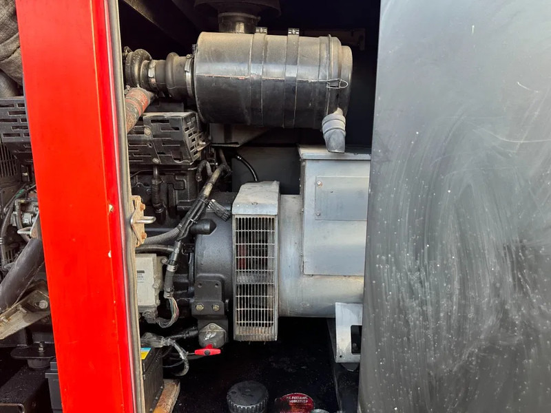 Βιομηχανική γεννήτρια SDMO R110 C3 John Deere Leroy Somer 110 kVA Silent Rental generatorset Stage 3A: φωτογραφία 16