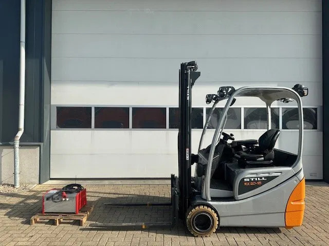 Still RX20-15 1.5 ton Triplex Freelift Sideshift Elekta Heftruck - Ηλεκτροκίνητο περονοφόρο: φωτογραφία 1 Still RX20-15 1.5 ton Triplex Freelift Sideshift Elekta Heftruck - Ηλεκτροκίνητο περονοφόρο: φωτογραφία 1