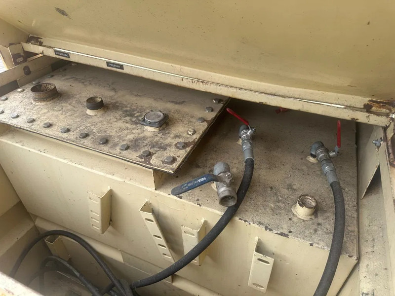 Tolsma Kiwa IBC 1150 liter Dieseltank Milieutank - Εμπορευματοκιβώτιο: φωτογραφία 5 Tolsma Kiwa IBC 1150 liter Dieseltank Milieutank - Εμπορευματοκιβώτιο: φωτογραφία 5