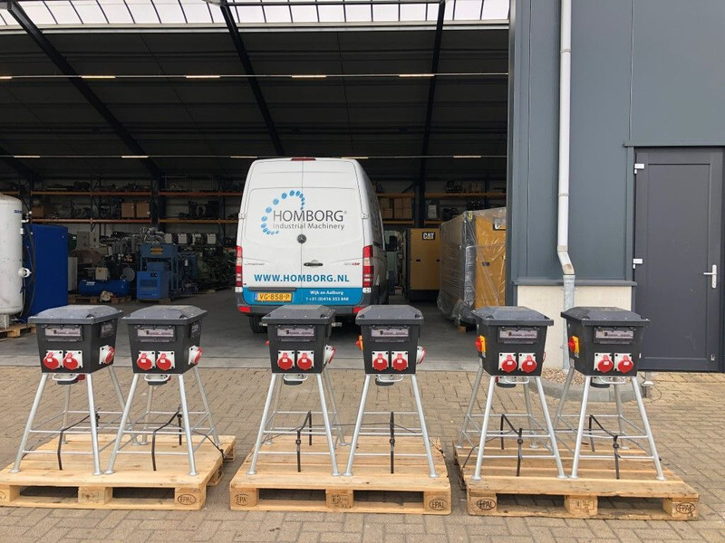 Vello Rubber-56.2 Stroomverdeelkast Zwerfkast Paddestoel 63 Ampère Nieuw ! - Βιομηχανική γεννήτρια: φωτογραφία 2 Vello Rubber-56.2 Stroomverdeelkast Zwerfkast Paddestoel 63 Ampère Nieuw ! - Βιομηχανική γεννήτρια: φωτογραφία 2