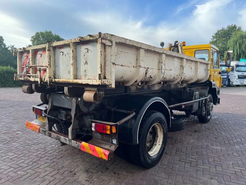 DAF 1900 F HAAKARM - Φορτηγό μεταφοράς εμπορευματοκιβωτίων/ Κινητό αμάξωμα: φωτογραφία 5 DAF 1900 F HAAKARM - Φορτηγό μεταφοράς εμπορευματοκιβωτίων/ Κινητό αμάξωμα: φωτογραφία 5