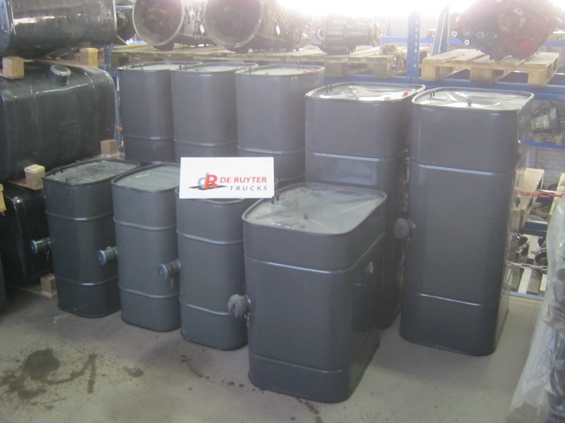 DAF Brandstoftanks voor LF - Σύστημα καυσίμου: φωτογραφία 1 DAF Brandstoftanks voor LF - Σύστημα καυσίμου: φωτογραφία 1
