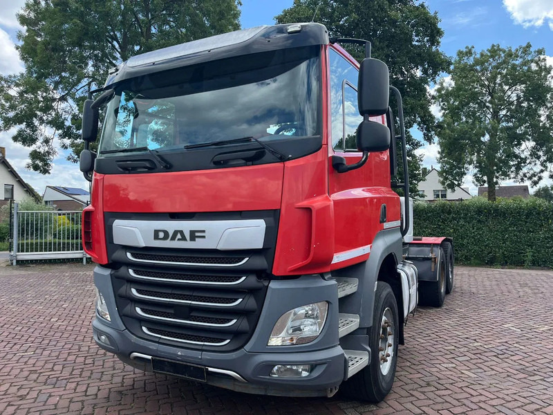 DAF CF 530 FAT intarder - Φορτηγό κόφα: φωτογραφία 2 DAF CF 530 FAT intarder - Φορτηγό κόφα: φωτογραφία 2