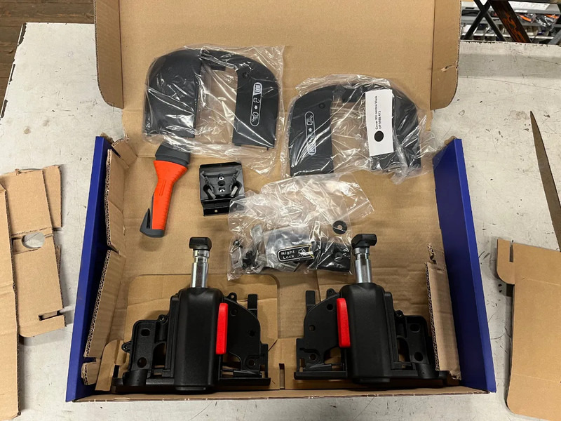 DAF Nightlock set XF106 - Πόρτα και ανταλλακτικά για Φορτηγό: φωτογραφία 5 DAF Nightlock set XF106 - Πόρτα και ανταλλακτικά για Φορτηγό: φωτογραφία 5