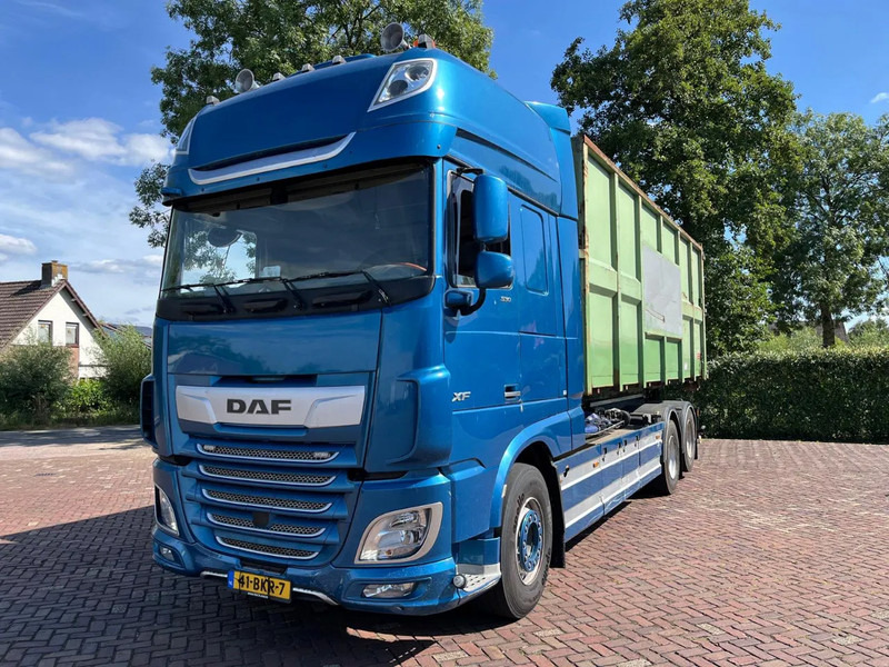 DAF XF 530 FAS - Φορτηγό μεταφοράς εμπορευματοκιβωτίων/ Κινητό αμάξωμα: φωτογραφία 2 DAF XF 530 FAS - Φορτηγό μεταφοράς εμπορευματοκιβωτίων/ Κινητό αμάξωμα: φωτογραφία 2