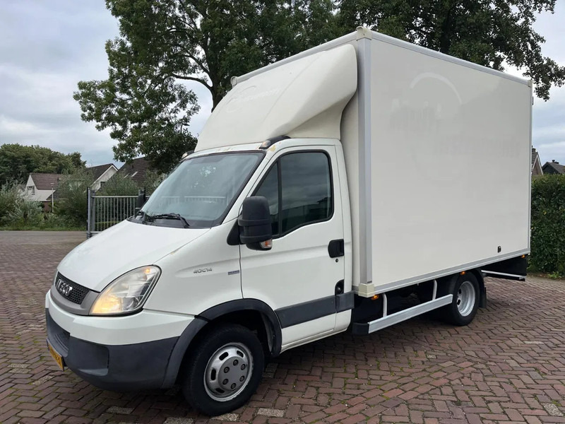 Iveco Daily 40 C14 - Επαγγελματικό αυτοκίνητο κόφα: φωτογραφία 1 Iveco Daily 40 C14 - Επαγγελματικό αυτοκίνητο κόφα: φωτογραφία 1