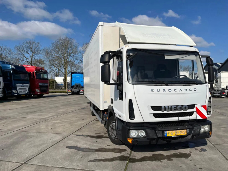 Iveco EuroCargo 75 E21 MANUAL - Φορτηγό κόφα: φωτογραφία 1 Iveco EuroCargo 75 E21 MANUAL - Φορτηγό κόφα: φωτογραφία 1