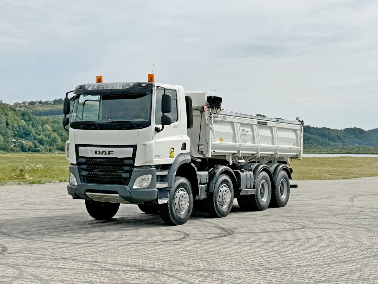 DAF CF 480 * Kipper 6,00 m + BORDMATIC/ 8x4 * TOP - Φορτηγό ανατρεπόμενο, Φορτηγό με γερανό: φωτογραφία 1 DAF CF 480 * Kipper 6,00 m + BORDMATIC/ 8x4 * TOP - Φορτηγό ανατρεπόμενο, Φορτηγό με γερανό: φωτογραφία 1