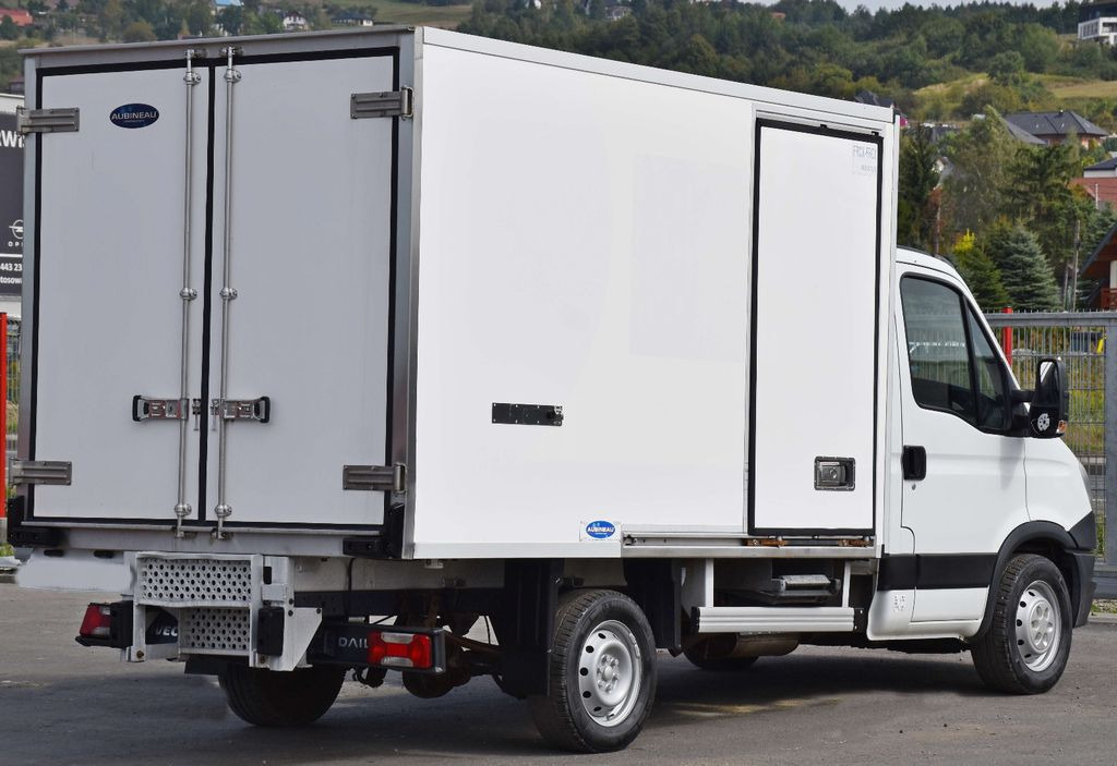 Iveco DAILY 35S13* Kühlkoffer 2,00 m * TOPZUSTAND - Φορτηγό ψυγείο, Φορτηγό με γερανό: φωτογραφία 5 Iveco DAILY 35S13* Kühlkoffer 2,00 m * TOPZUSTAND - Φορτηγό ψυγείο, Φορτηγό με γερανό: φωτογραφία 5