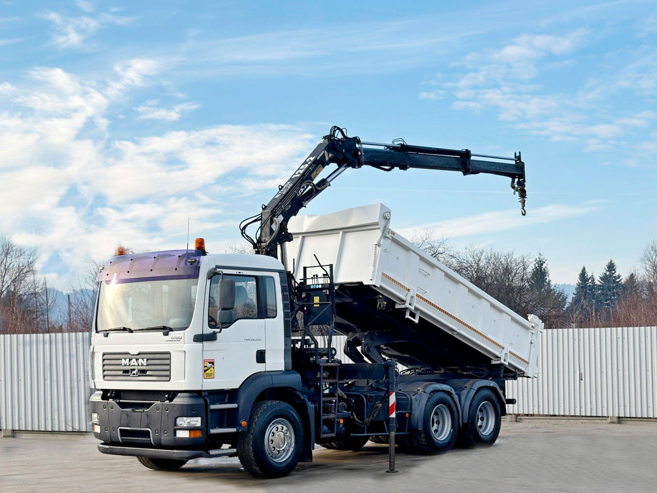 MAN TGA 26.350 * KIPPER 4,90m + TEREX ATLAS * 6x4 * - Φορτηγό ανατρεπόμενο, Φορτηγό με γερανό: φωτογραφία 2 MAN TGA 26.350 * KIPPER 4,90m + TEREX ATLAS * 6x4 * - Φορτηγό ανατρεπόμενο, Φορτηγό με γερανό: φωτογραφία 2