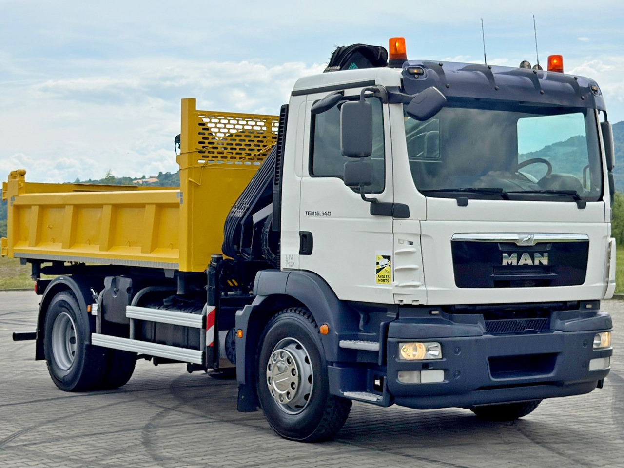 MAN TGM 18.340* KIPPER 4,05m*HIAB 111 B-2 HIDUO/FUNK - Φορτηγό με γερανό: φωτογραφία 4 MAN TGM 18.340* KIPPER 4,05m*HIAB 111 B-2 HIDUO/FUNK - Φορτηγό με γερανό: φωτογραφία 4
