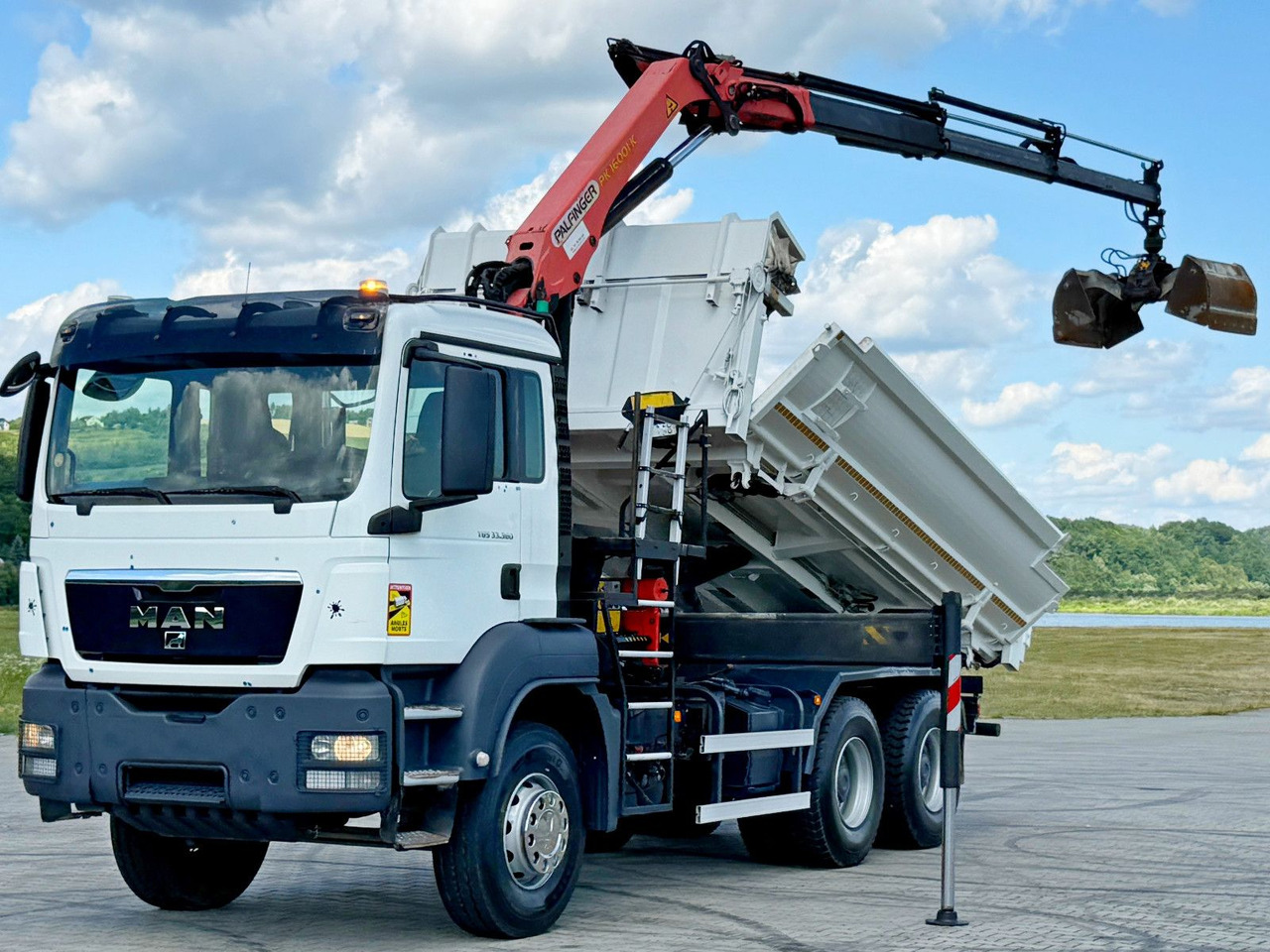 MAN TGS 33.360 * PK 16001 - KB + FUNK * 6x4 - Φορτηγό με γερανό: φωτογραφία 3 MAN TGS 33.360 * PK 16001 - KB + FUNK * 6x4 - Φορτηγό με γερανό: φωτογραφία 3