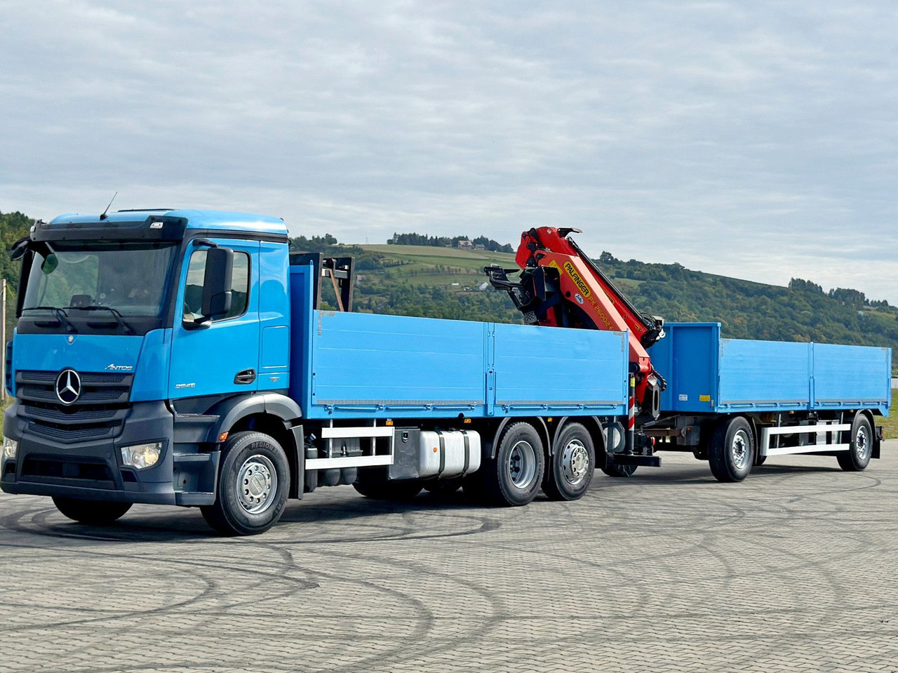 Mercedes-Benz ANTOS 2545*PK 26002-EHE+JIB PJ060A+Anhänger/FUNK - Φορτηγό με γερανό: φωτογραφία 4 Mercedes-Benz ANTOS 2545*PK 26002-EHE+JIB PJ060A+Anhänger/FUNK - Φορτηγό με γερανό: φωτογραφία 4