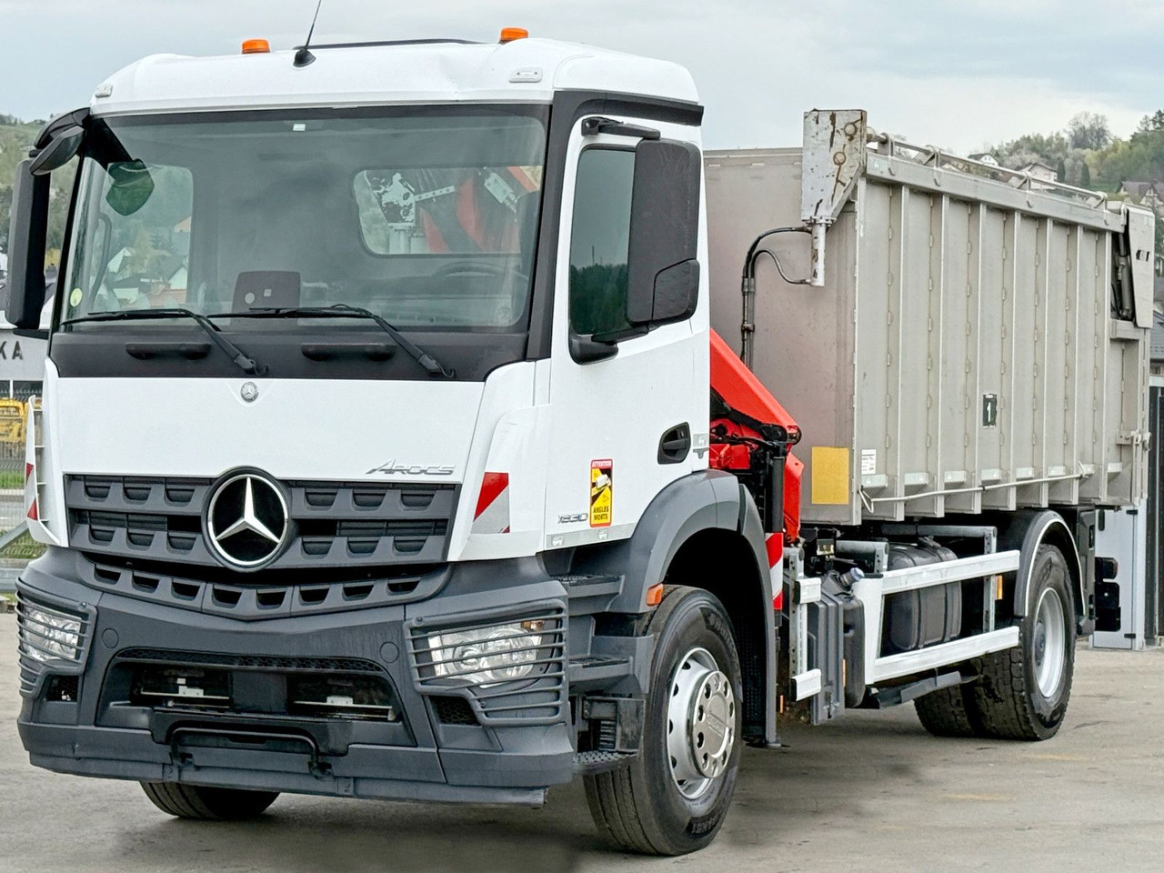 Mercedes-Benz AROCS 1830* KIPPER 5,00m * PK 7.501 SLD A + FUNK - Φορτηγό ανατρεπόμενο, Φορτηγό με γερανό: φωτογραφία 3 Mercedes-Benz AROCS 1830* KIPPER 5,00m * PK 7.501 SLD A + FUNK - Φορτηγό ανατρεπόμενο, Φορτηγό με γερανό: φωτογραφία 3