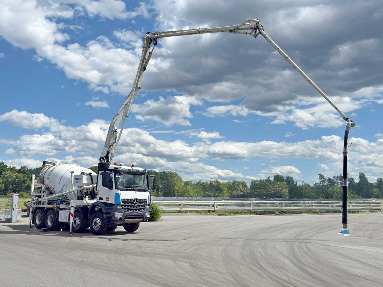 Mercedes-Benz AROCS 3743 * Betonpumpe + FUNK * 8x4 * TOP - Αντλία σκυροδέματος: φωτογραφία 3 Mercedes-Benz AROCS 3743 * Betonpumpe + FUNK * 8x4 * TOP - Αντλία σκυροδέματος: φωτογραφία 3