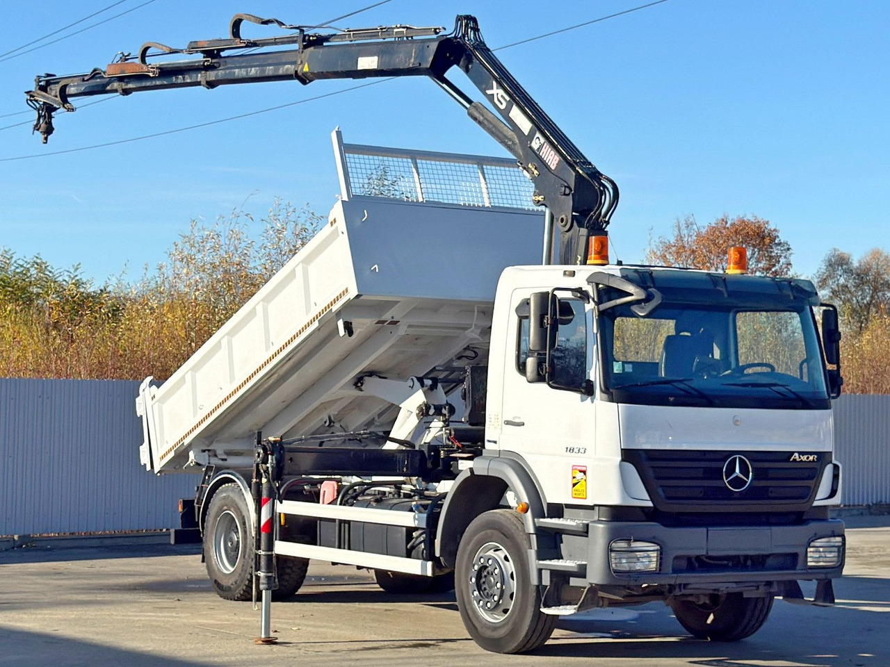 Mercedes-Benz AXOR 1833 * HIAB 144 B - 3 HIDUO + FUNK * TOP - Φορτηγό με γερανό: φωτογραφία 2 Mercedes-Benz AXOR 1833 * HIAB 144 B - 3 HIDUO + FUNK * TOP - Φορτηγό με γερανό: φωτογραφία 2