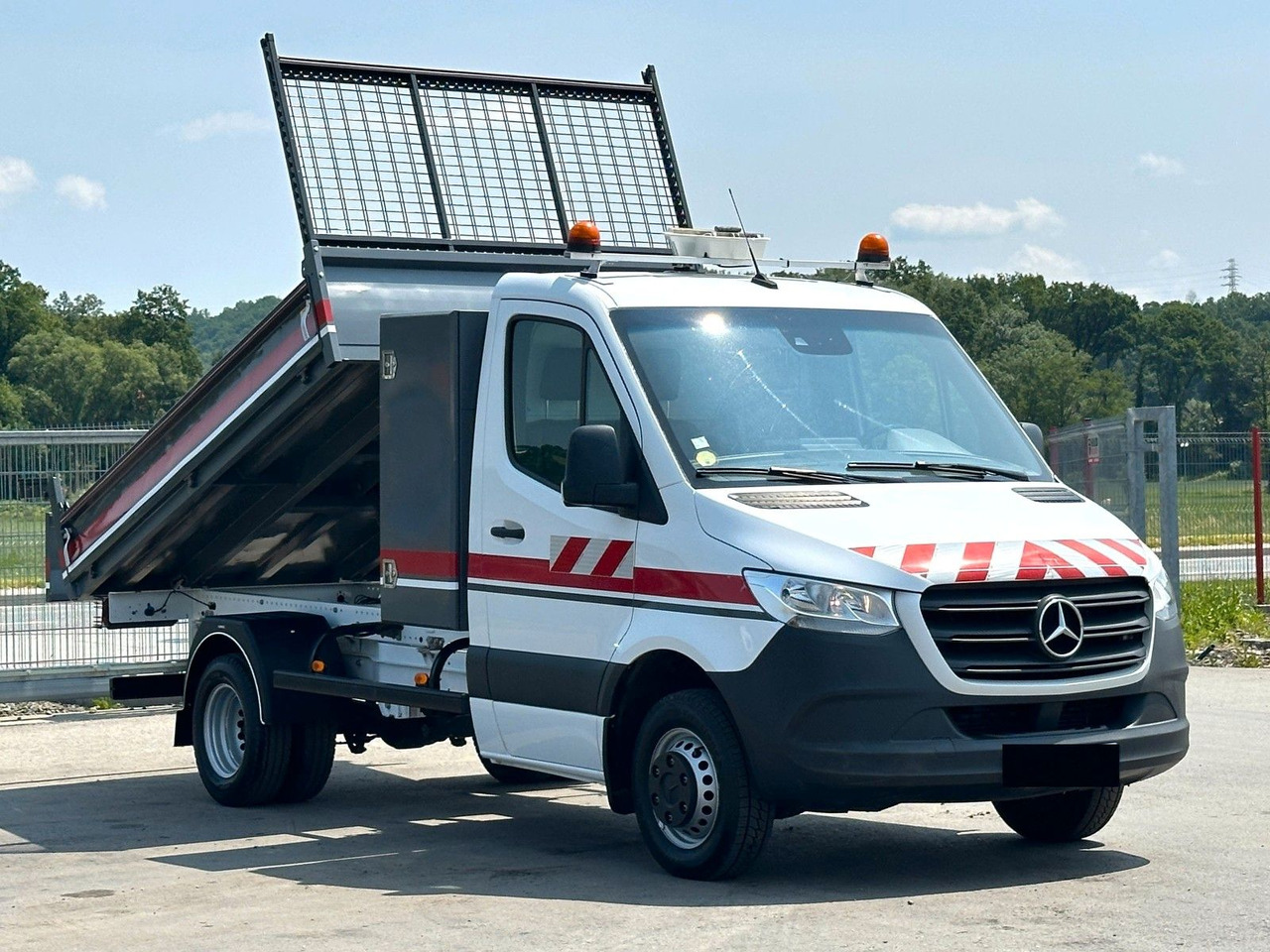 Mercedes-Benz Sprinter 516 CDI Kipper 3,00 m Perfect condition - Όχημα με ανατρεπομενη καροτσα: φωτογραφία 1 Mercedes-Benz Sprinter 516 CDI Kipper 3,00 m Perfect condition - Όχημα με ανατρεπομενη καροτσα: φωτογραφία 1