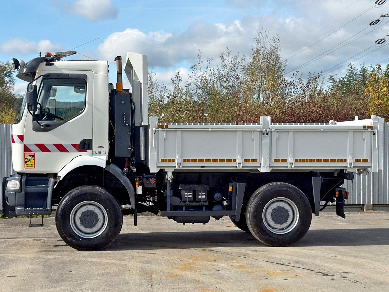 Renault MIDLUM 210 DCI* KIPPER 3,60m * 4x4 - Φορτηγό ανατρεπόμενο: φωτογραφία 5 Renault MIDLUM 210 DCI* KIPPER 3,60m * 4x4 - Φορτηγό ανατρεπόμενο: φωτογραφία 5
