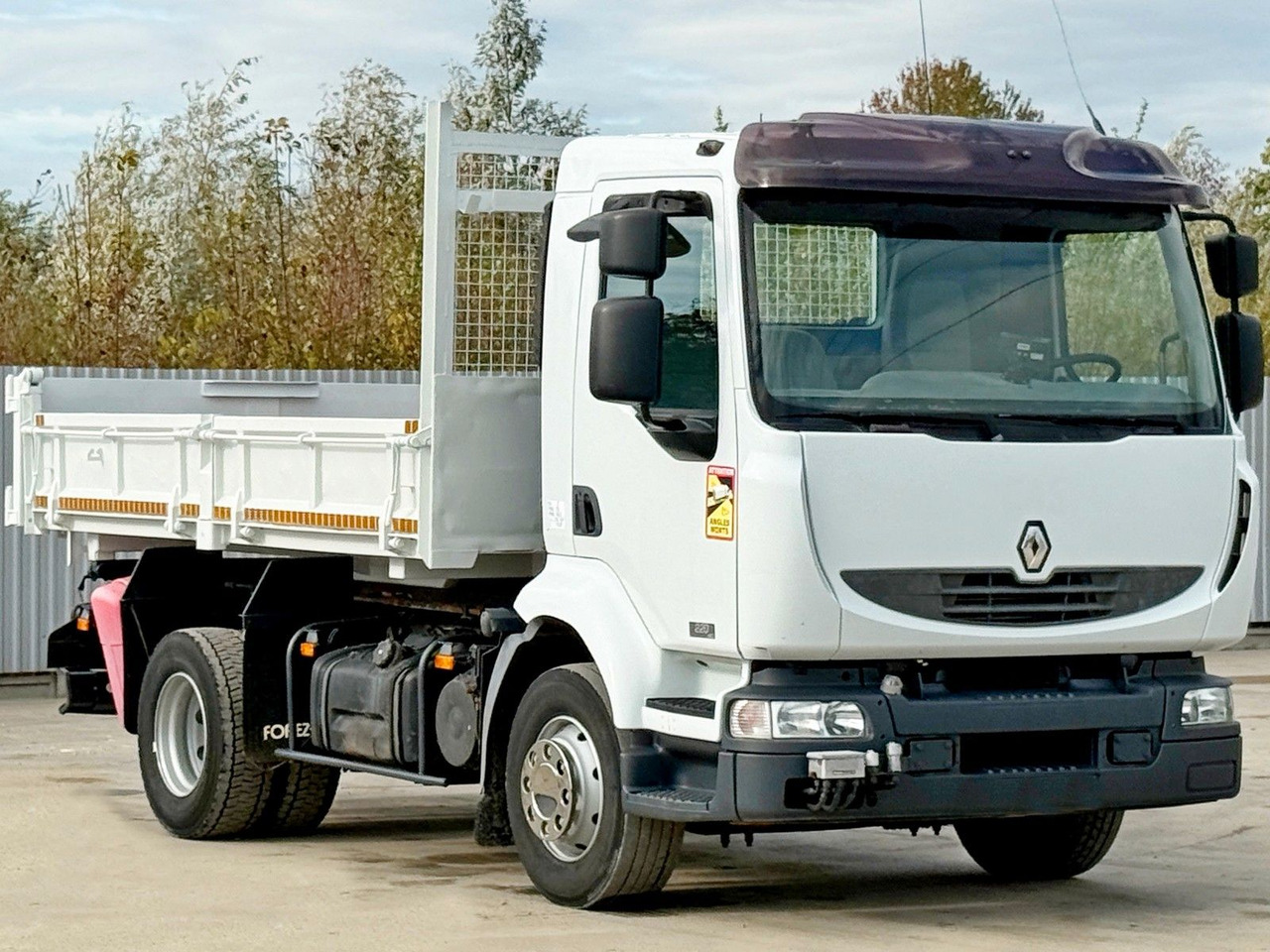 Renault MIDLUM 220 DCI *KIPPER 3,80m * BORDMATIC - Φορτηγό ανατρεπόμενο, Φορτηγό με γερανό: φωτογραφία 3 Renault MIDLUM 220 DCI *KIPPER 3,80m * BORDMATIC - Φορτηγό ανατρεπόμενο, Φορτηγό με γερανό: φωτογραφία 3