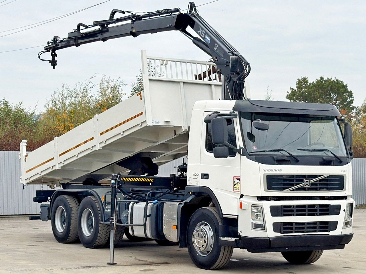 Volvo FM 400 Kipper 6,20m * HIAB 144 B-3 HIDUO* 6x4 - Φορτηγό με γερανό: φωτογραφία 3 Volvo FM 400 Kipper 6,20m * HIAB 144 B-3 HIDUO* 6x4 - Φορτηγό με γερανό: φωτογραφία 3