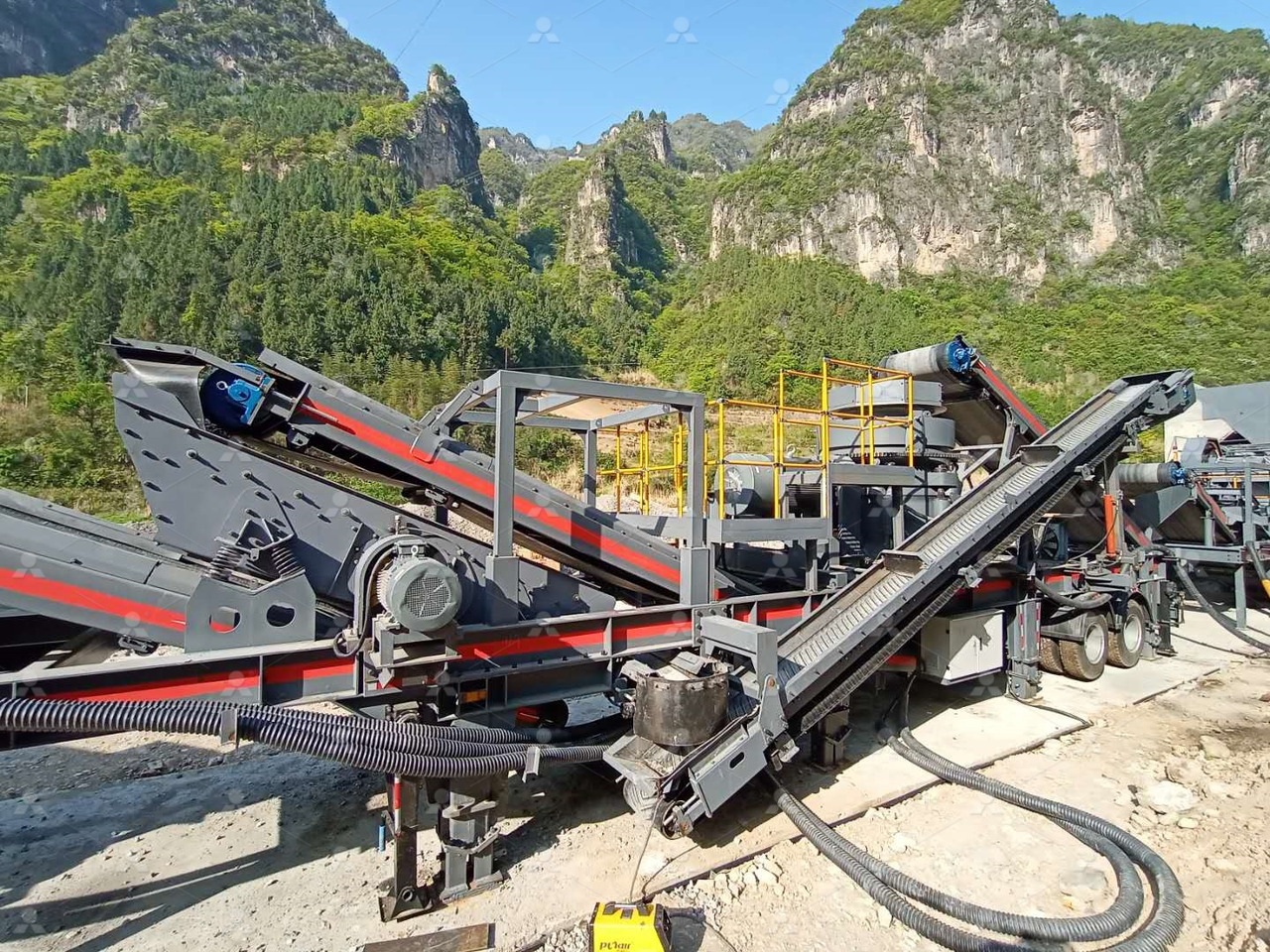 LIMING NK series mobile crusher - Κινητός σπαστήρας: φωτογραφία 1 LIMING NK series mobile crusher - Κινητός σπαστήρας: φωτογραφία 1