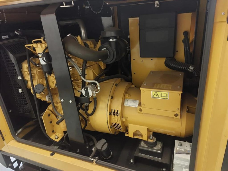 Cat DE33E0 - Ανυψωτικό μηχάνημα: φωτογραφία 4 Cat DE33E0 - Ανυψωτικό μηχάνημα: φωτογραφία 4