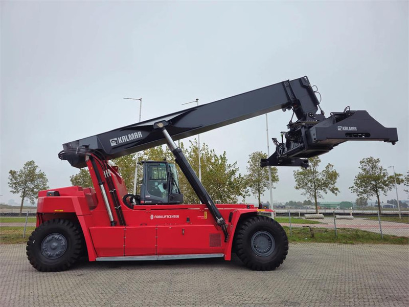 Kalmar DRG450-65S5 - Reachstacker: φωτογραφία 1 Kalmar DRG450-65S5 - Reachstacker: φωτογραφία 1