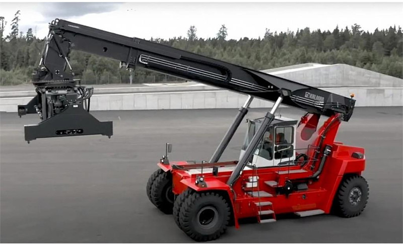 Kalmar DRU450-62S5 - Reachstacker: φωτογραφία 1 Kalmar DRU450-62S5 - Reachstacker: φωτογραφία 1
