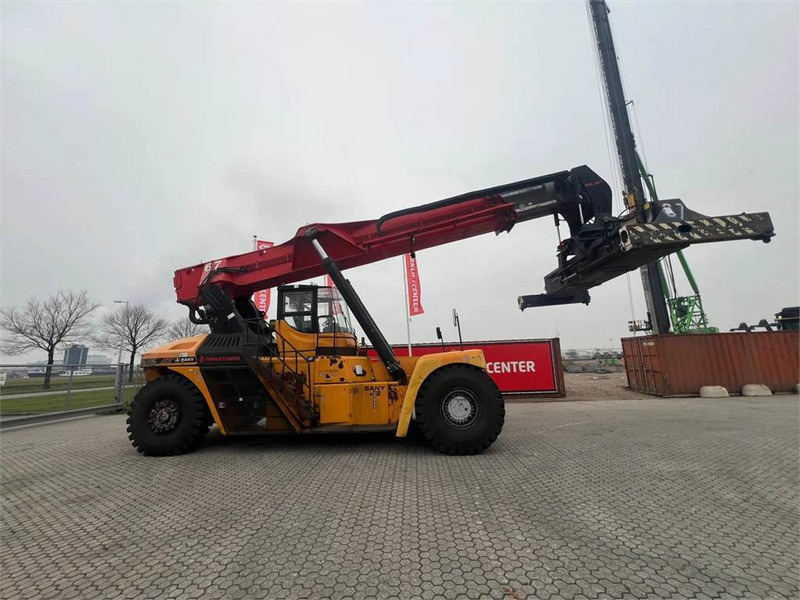 Sany RSC45C1 - Reachstacker: φωτογραφία 1 Sany RSC45C1 - Reachstacker: φωτογραφία 1