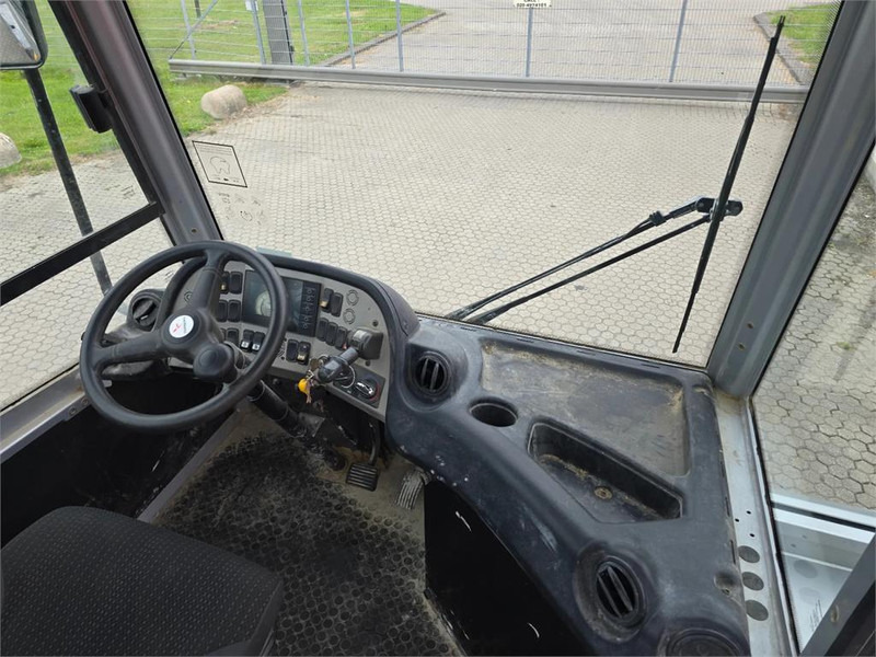 Τράκτορες τελωνείων Terberg YT223: φωτογραφία 15 Τράκτορες τελωνείων Terberg YT223: φωτογραφία 15