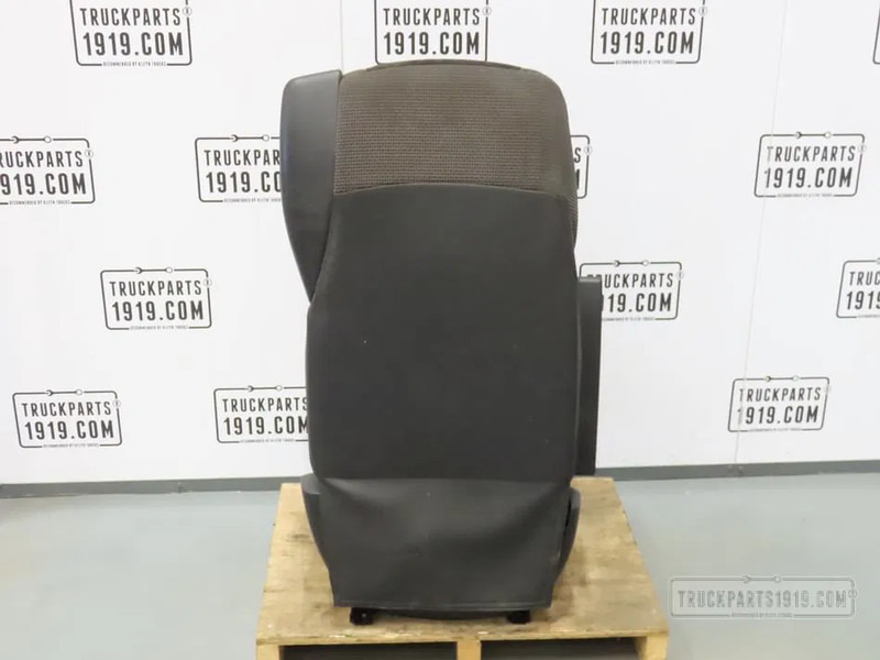 DAF 1912369 | Bestuurdersstoel XF - Kάθισμα για Φορτηγό: φωτογραφία 2 DAF 1912369 | Bestuurdersstoel XF - Kάθισμα για Φορτηγό: φωτογραφία 2