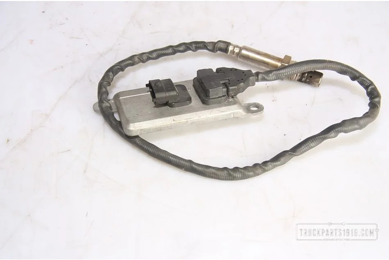 DAF Exhaust System NOx sensor na kat - Σύστημα εξάτμισης για Φορτηγό: φωτογραφία 2 DAF Exhaust System NOx sensor na kat - Σύστημα εξάτμισης για Φορτηγό: φωτογραφία 2