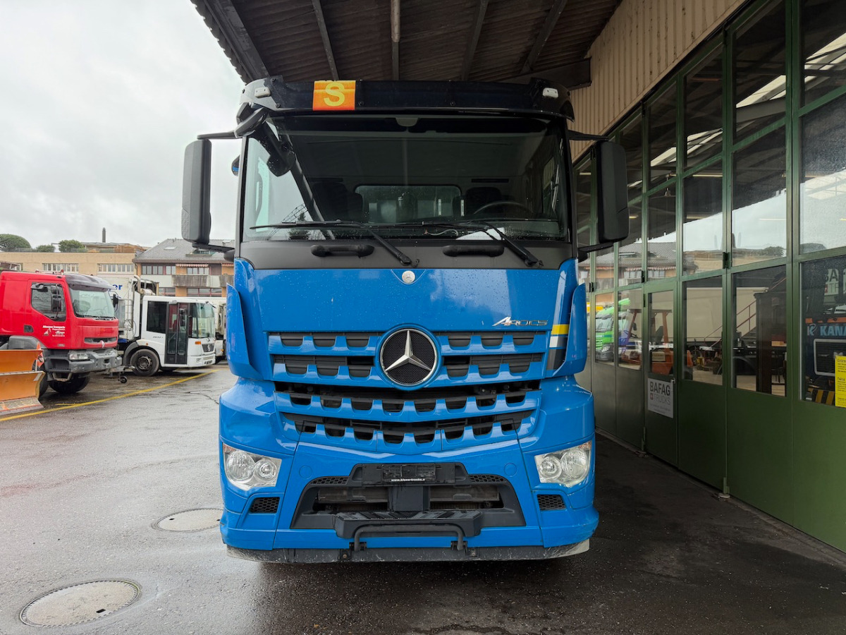 MERCEDES Arocs 4451 - Φορτηγό ανατρεπόμενο: φωτογραφία 3 MERCEDES Arocs 4451 - Φορτηγό ανατρεπόμενο: φωτογραφία 3