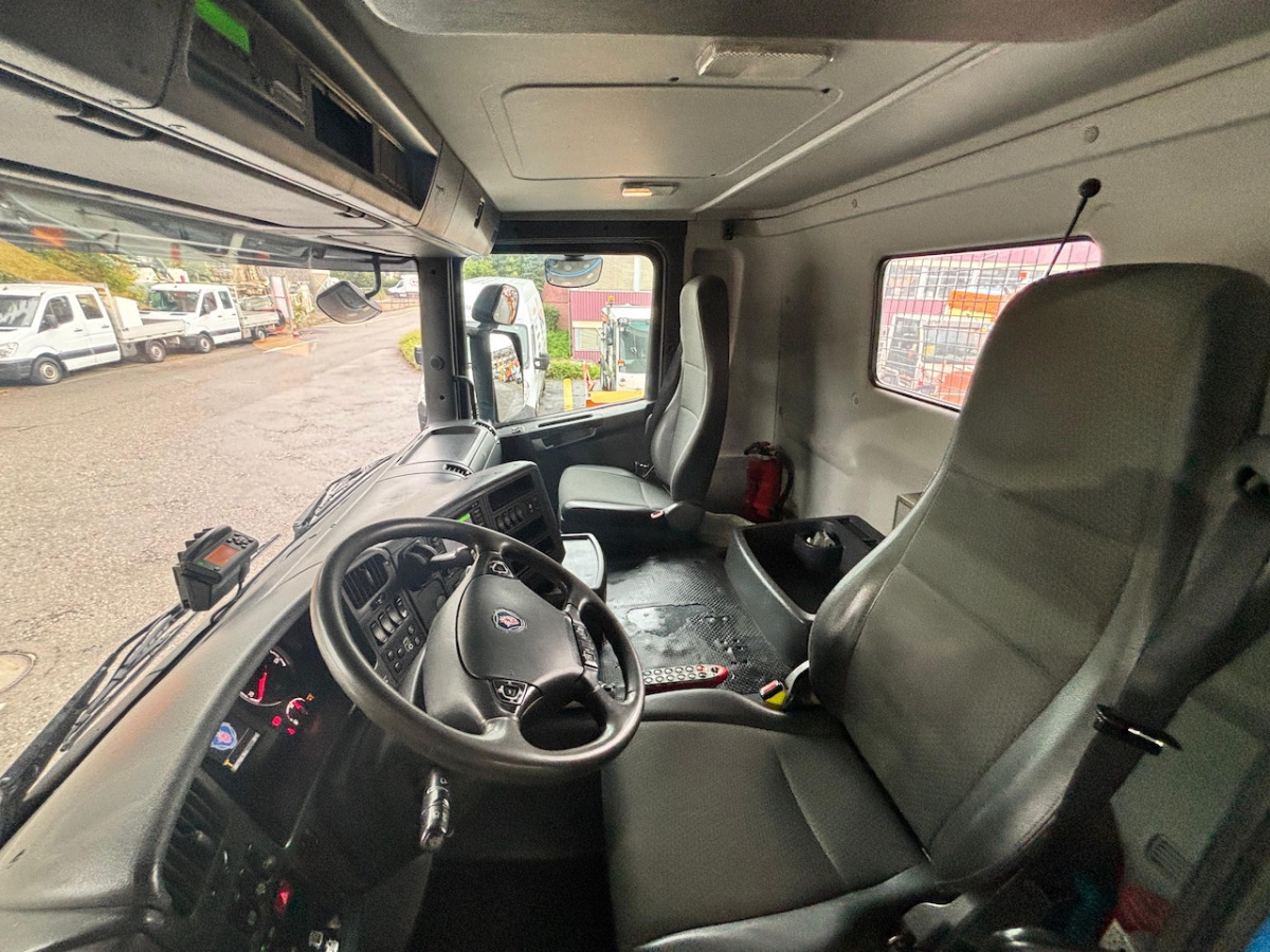SCANIA G450 LB 6x2 - Φορτηγό καδοφόρος φορτωτής: φωτογραφία 4 SCANIA G450 LB 6x2 - Φορτηγό καδοφόρος φορτωτής: φωτογραφία 4