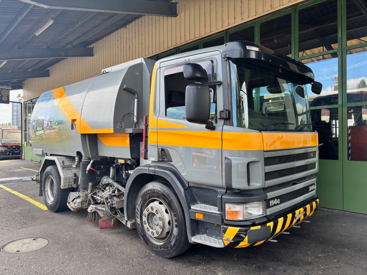 SCANIA P114 GB - Σάρωθρο δρόμων: φωτογραφία 1 SCANIA P114 GB - Σάρωθρο δρόμων: φωτογραφία 1