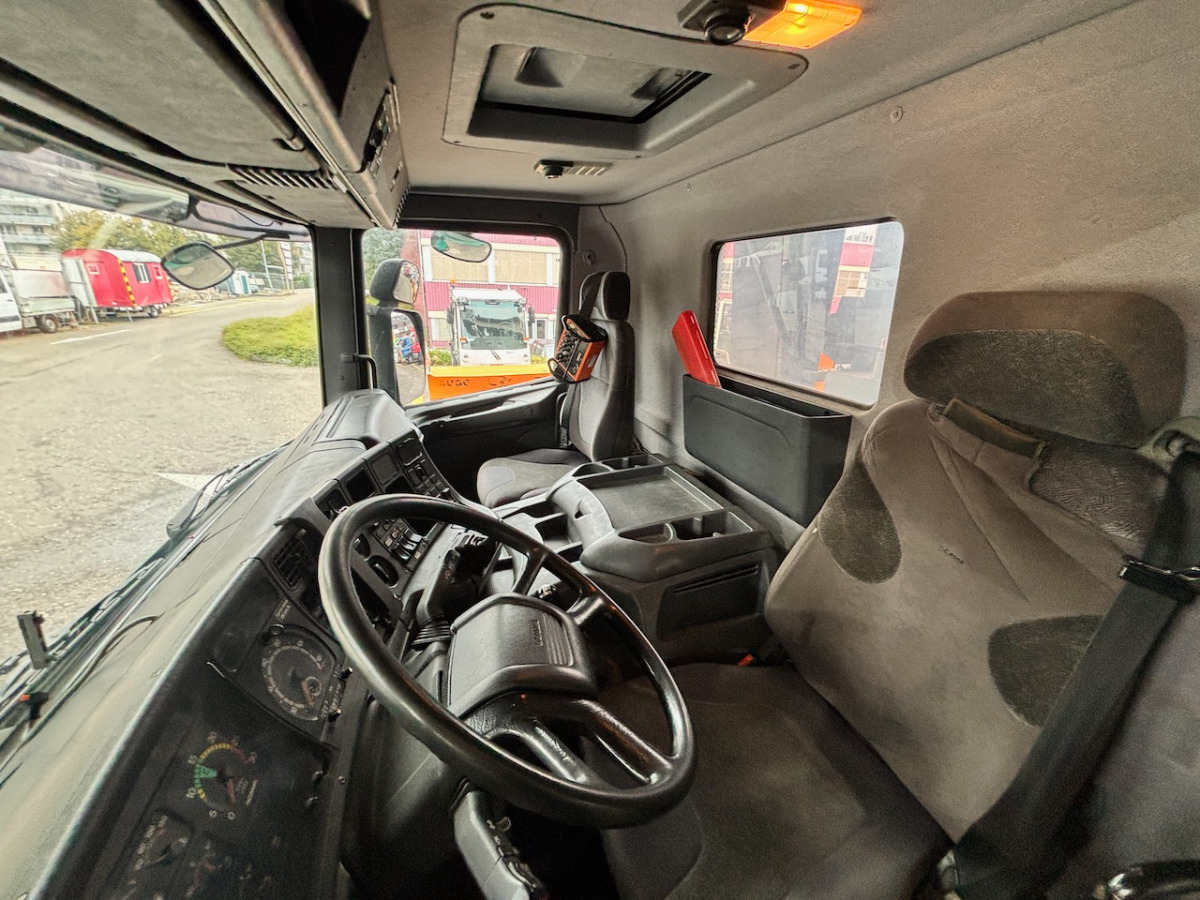 SCANIA P124CB8x4 - Μπετονιέρα φορτηγό: φωτογραφία 4 SCANIA P124CB8x4 - Μπετονιέρα φορτηγό: φωτογραφία 4