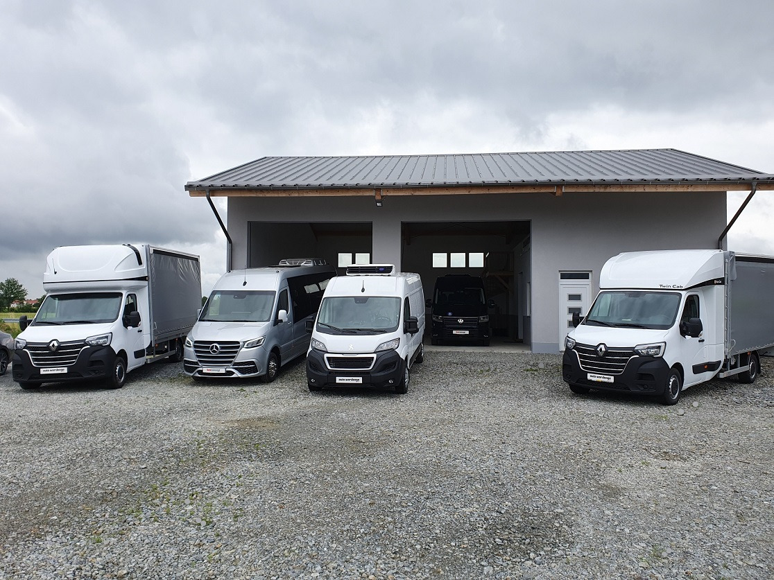 Καινούριο Επαγγελματικό αυτοκίνητο κόφα Renault Master Isolierte Koffer Platform: φωτογραφία 7