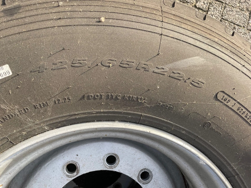 Hankook 425/65 R22,5 4 stuks LEAD - Ελαστικό για Φορτηγό: φωτογραφία 3 Hankook 425/65 R22,5 4 stuks LEAD - Ελαστικό για Φορτηγό: φωτογραφία 3