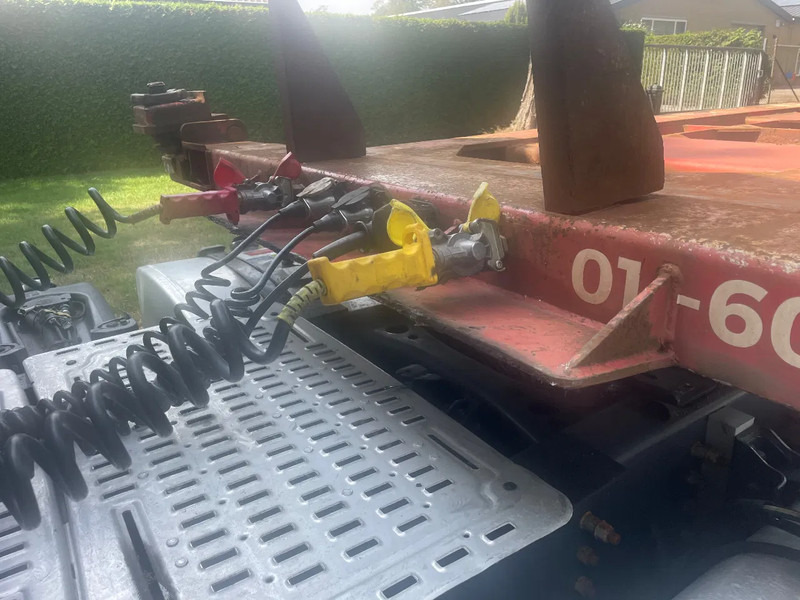 Renders 2x 20 1x 30 1x 40 in prijs verlaagt - Επικαθήμενο μεταφοράς εμπορευματοκιβωτίων/ Κινητό αμάξωμα: φωτογραφία 2 Renders 2x 20 1x 30 1x 40 in prijs verlaagt - Επικαθήμενο μεταφοράς εμπορευματοκιβωτίων/ Κινητό αμάξωμα: φωτογραφία 2