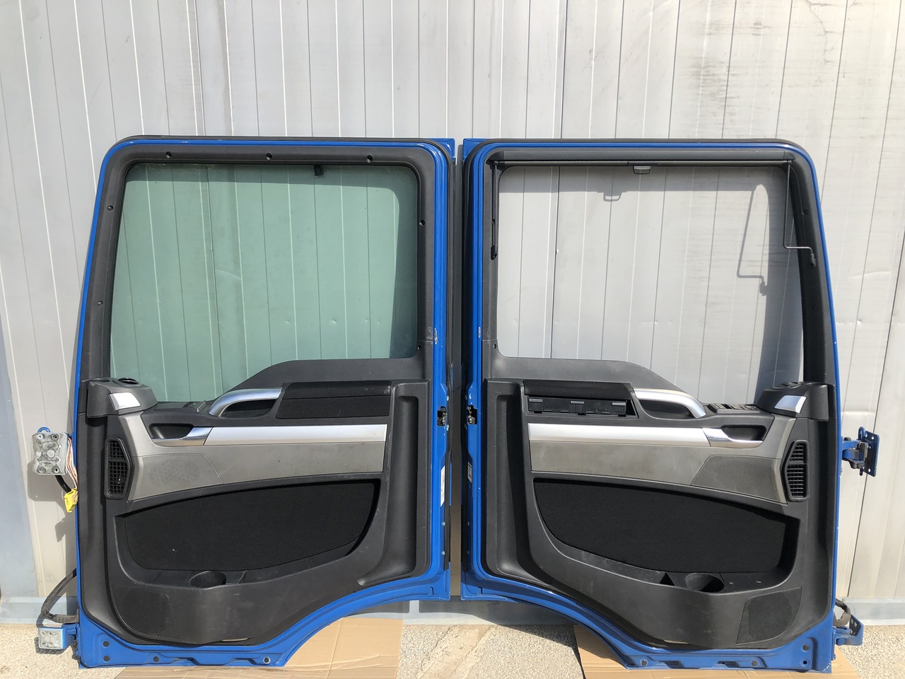 DOORS MAN TGS COMPLETE - Πόρτα και ανταλλακτικά για Φορτηγό: φωτογραφία 4 DOORS MAN TGS COMPLETE - Πόρτα και ανταλλακτικά για Φορτηγό: φωτογραφία 4