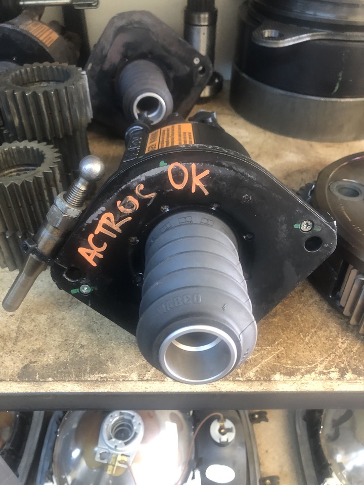 MERCEDES-BENZ ACTROS MP4 CLUTCH BOOSTER - Κύλινδρος συμπλέκτη για Φορτηγό: φωτογραφία 1 MERCEDES-BENZ ACTROS MP4 CLUTCH BOOSTER - Κύλινδρος συμπλέκτη για Φορτηγό: φωτογραφία 1
