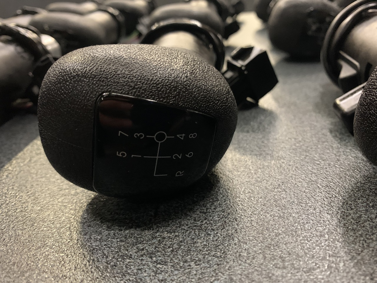 SHIFT KNOB L.H DRIVE VEHICLE ZF - Λεβιές ταχύτητων για Φορτηγό: φωτογραφία 5 SHIFT KNOB L.H DRIVE VEHICLE ZF - Λεβιές ταχύτητων για Φορτηγό: φωτογραφία 5