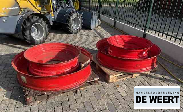 Fendt velgen 50" - Ελαστικά και ζάντες για Γεωργικά μηχανήματα: φωτογραφία 1 Fendt velgen 50" - Ελαστικά και ζάντες για Γεωργικά μηχανήματα: φωτογραφία 1