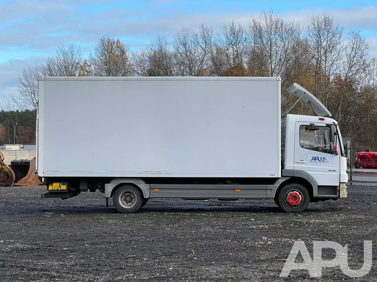 Mercedes-Benz ATEGO 818 winda - Φορτηγό κόφα: φωτογραφία 4 Mercedes-Benz ATEGO 818 winda - Φορτηγό κόφα: φωτογραφία 4