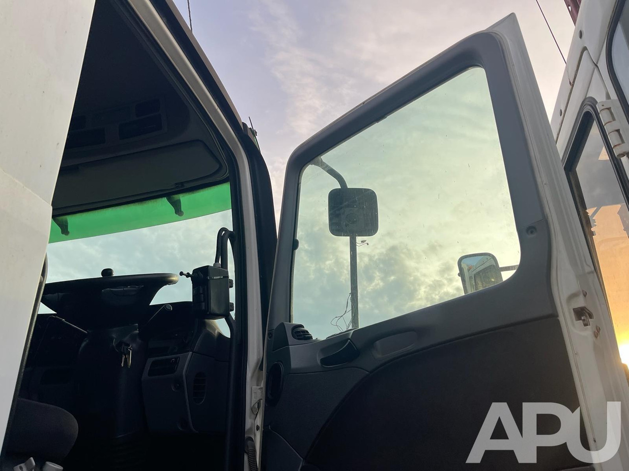 Mercedes-Benz Actros 2531L - Σάρωθρο δρόμων: φωτογραφία 3 Mercedes-Benz Actros 2531L - Σάρωθρο δρόμων: φωτογραφία 3